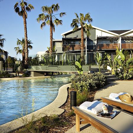 Pullman Magenta Shores Resort Entrance Екстер'єр фото The resort's pool