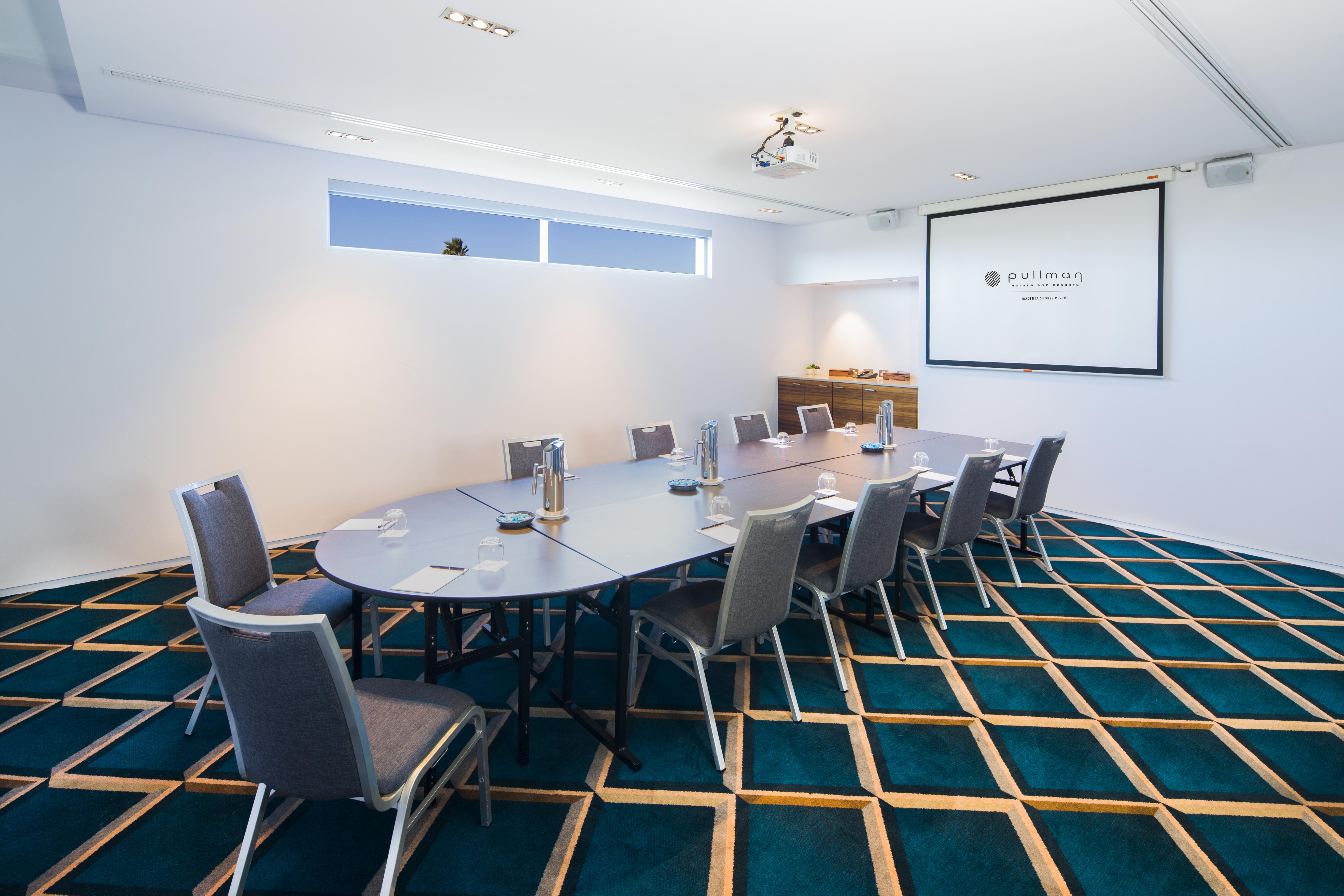 Pullman Magenta Shores Resort Entrance Екстер'єр фото Meeting room at the hotel