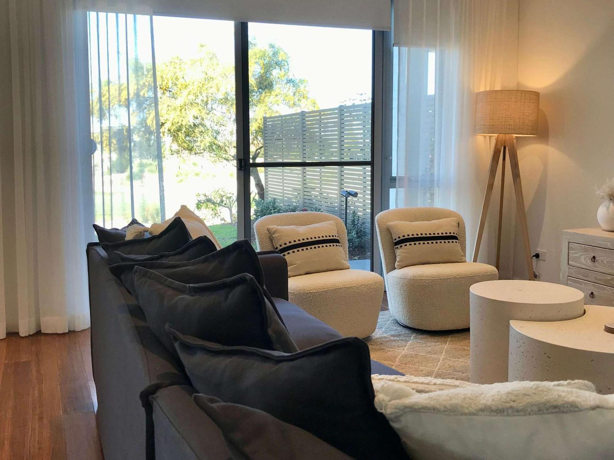 Pullman Magenta Shores Resort Entrance Екстер'єр фото A living room in a typical apartment at the complex