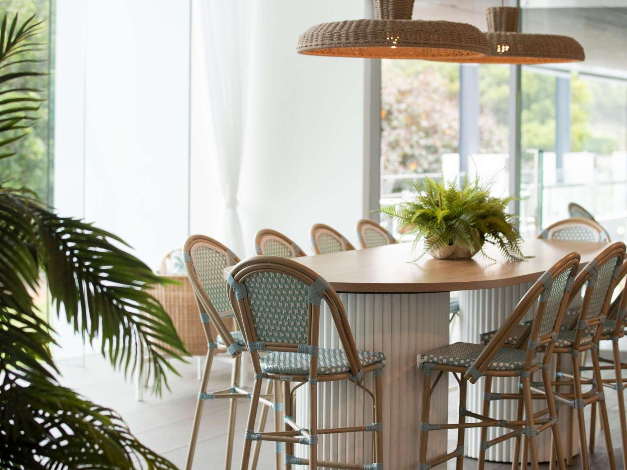 Pullman Magenta Shores Resort Entrance Екстер'єр фото The interior of the restaurant